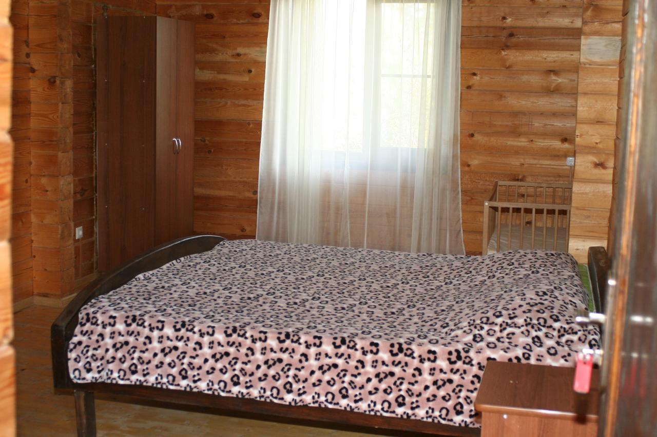 Guest House Sirius Пицунда Екстериор снимка