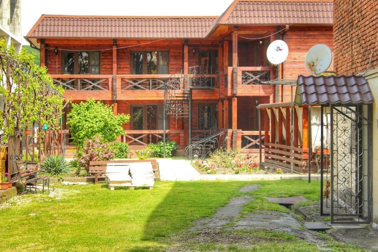 Guest House Sirius Пицунда Екстериор снимка